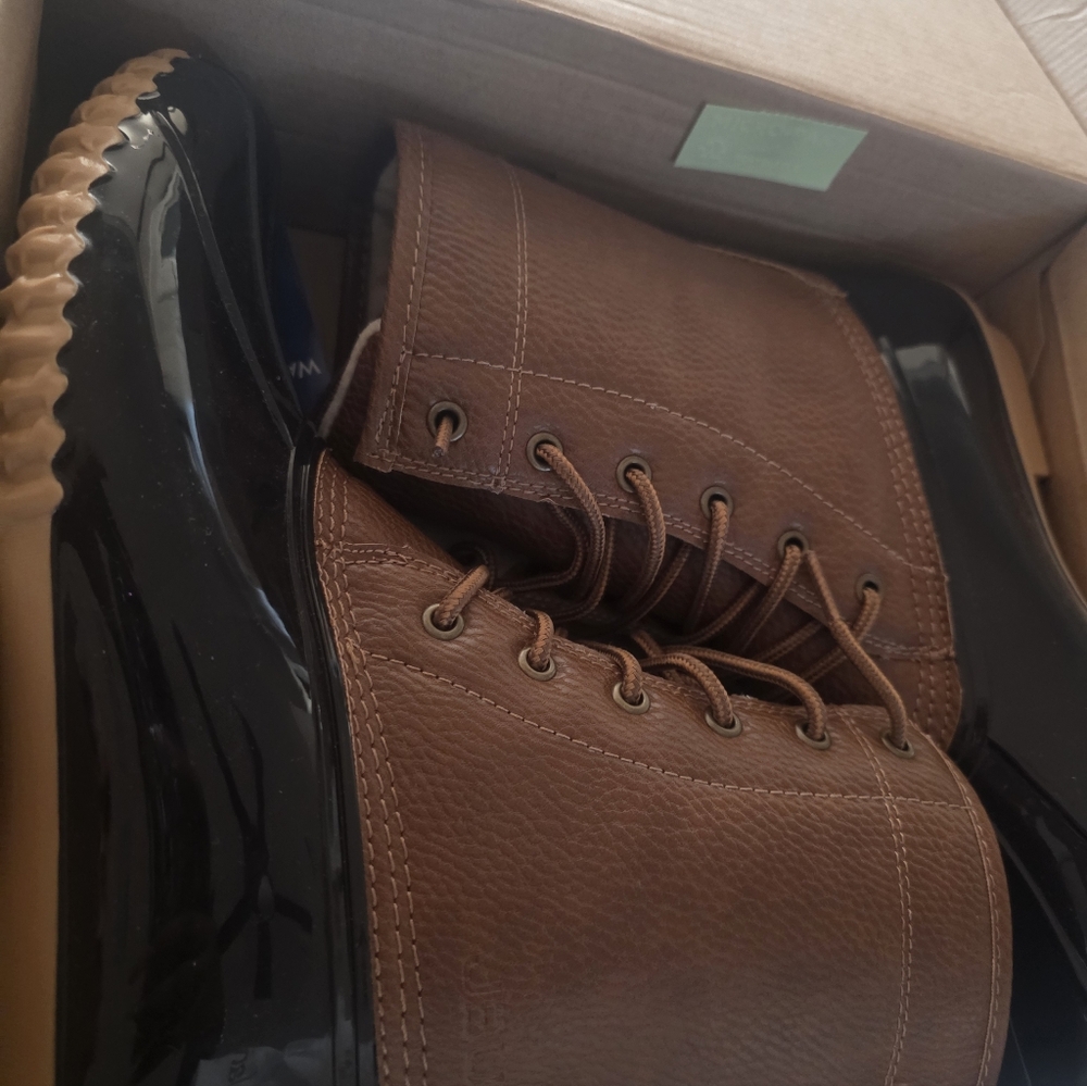 JBU Women's Brown and Black Rain Boots